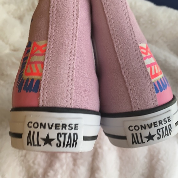 Converse* - Picture 4 of 4